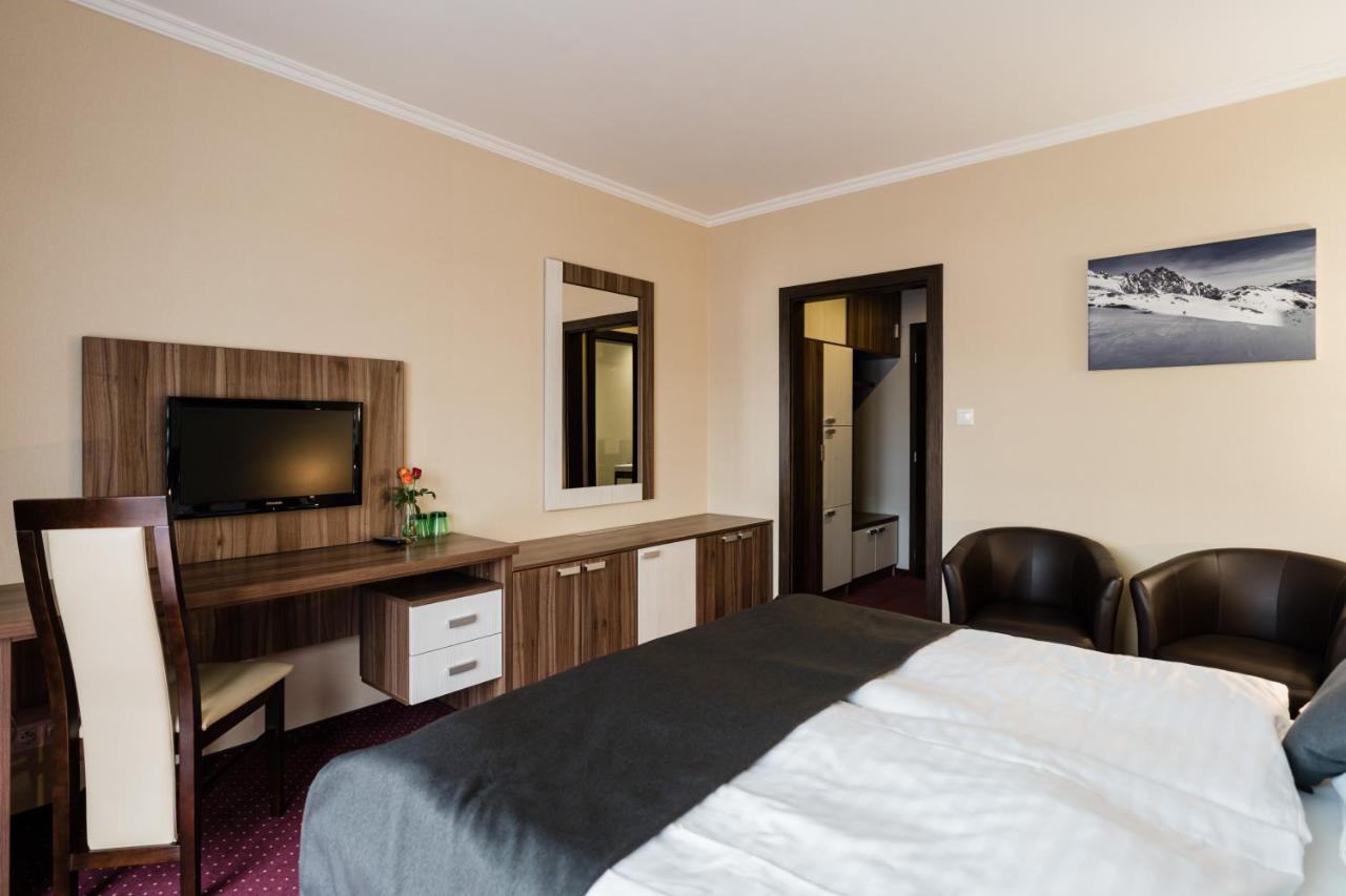 Hotel Menhard Екстериор снимка